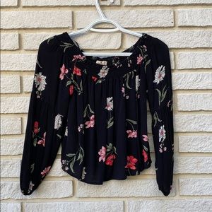 Black flower top